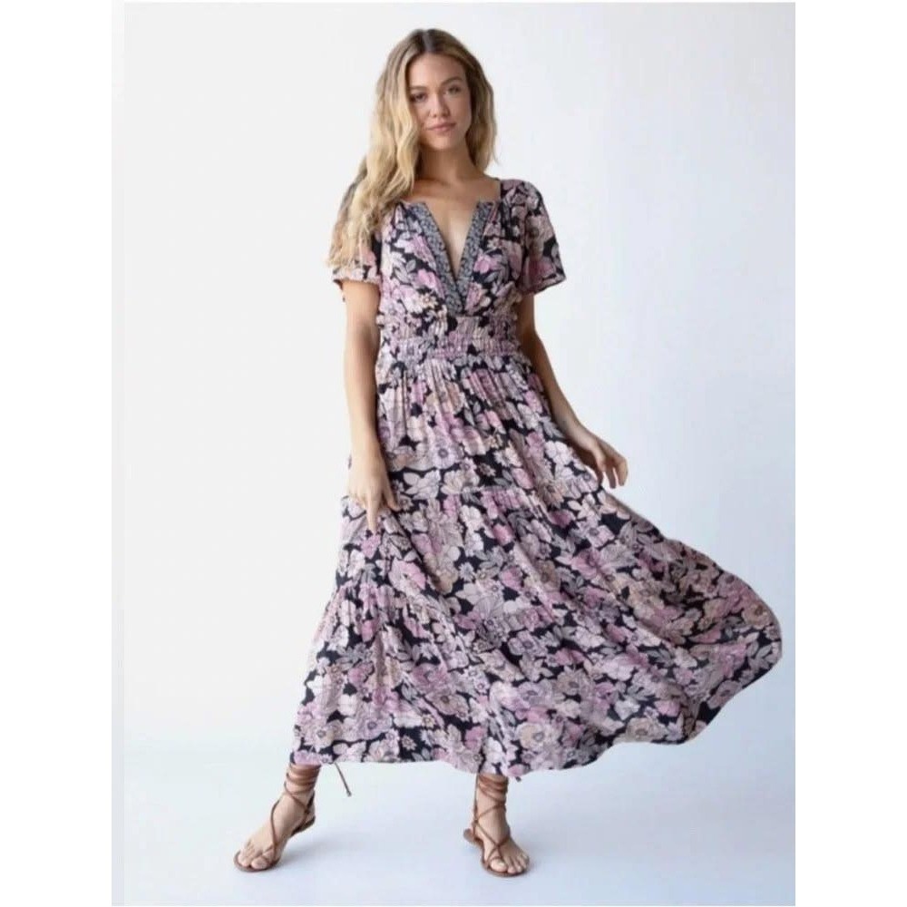 Natural Life Bella Maxi Dress M Boho Floral Smocked Waist Tiered Pockets Pink
